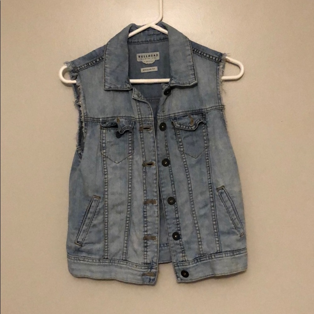 DENIM VEST